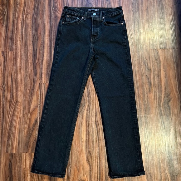 NWOT Levi’s Wedgie Straight, 25x26 - Picture 3 of 13